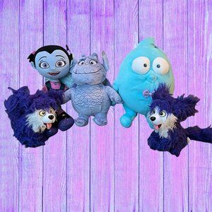 Disney Jr. Vampirina Plush Lot Bundle Wolfie Gregoria Demi Doll Disney Store